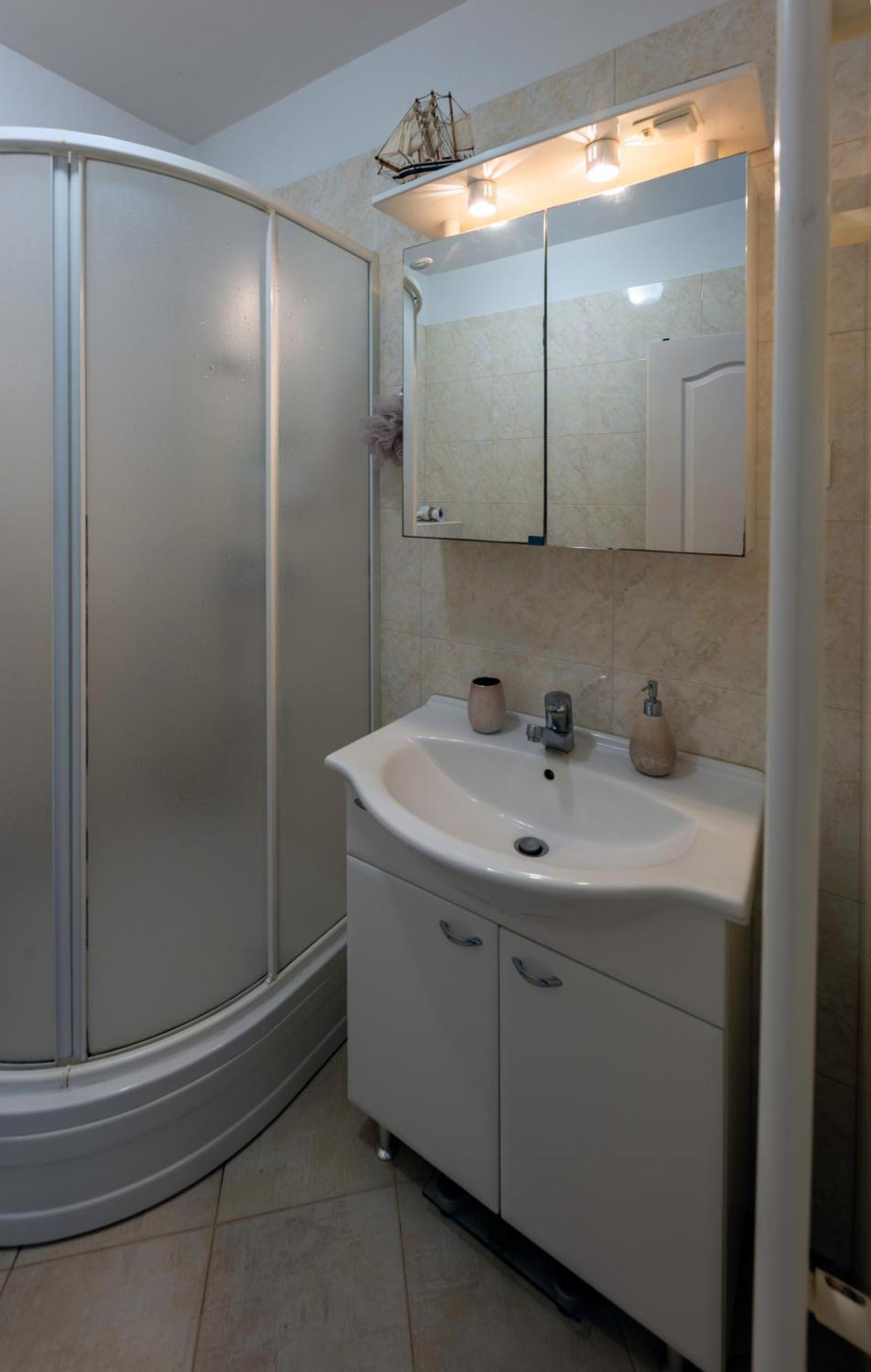 Apartment Anamaria With Seaview 돈제페트레케인 외부 사진